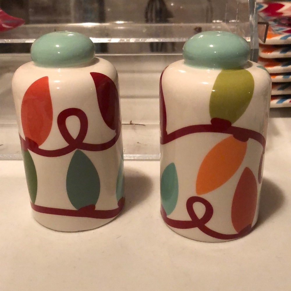 NEW Coton Color “Christmas Lights” S & P set